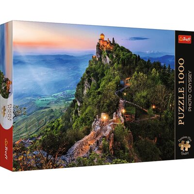 Kody rabatowe Puzzle TREFL Premium Plus Quality Photo Odyssey Wieża Cesta San Marino 10822 (1000 elementów)