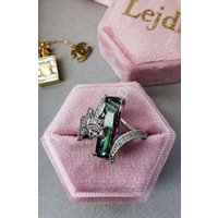 Kody rabatowe Lejdi.pl - Duży pierścionek z prostokątnym kryształkiem